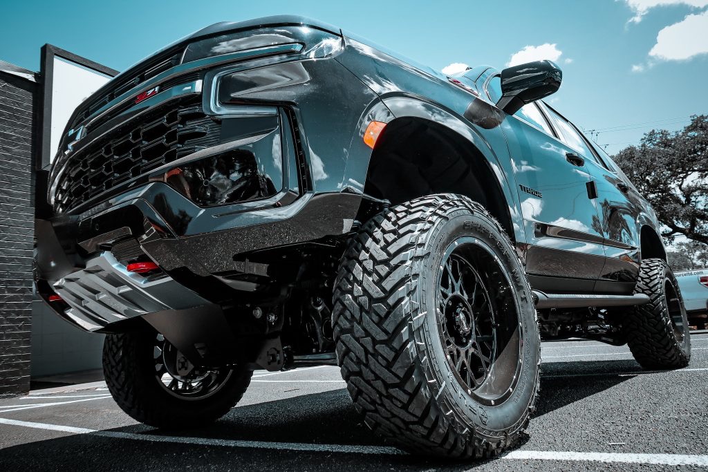 Lift & Lowering Kits
